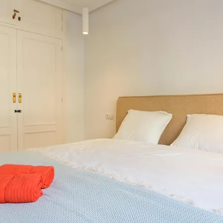 Casa Augusta Hada * Platja de Larenal
