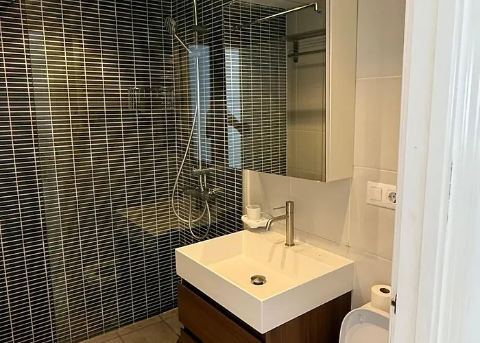 Casa Augusta Hada 아파트